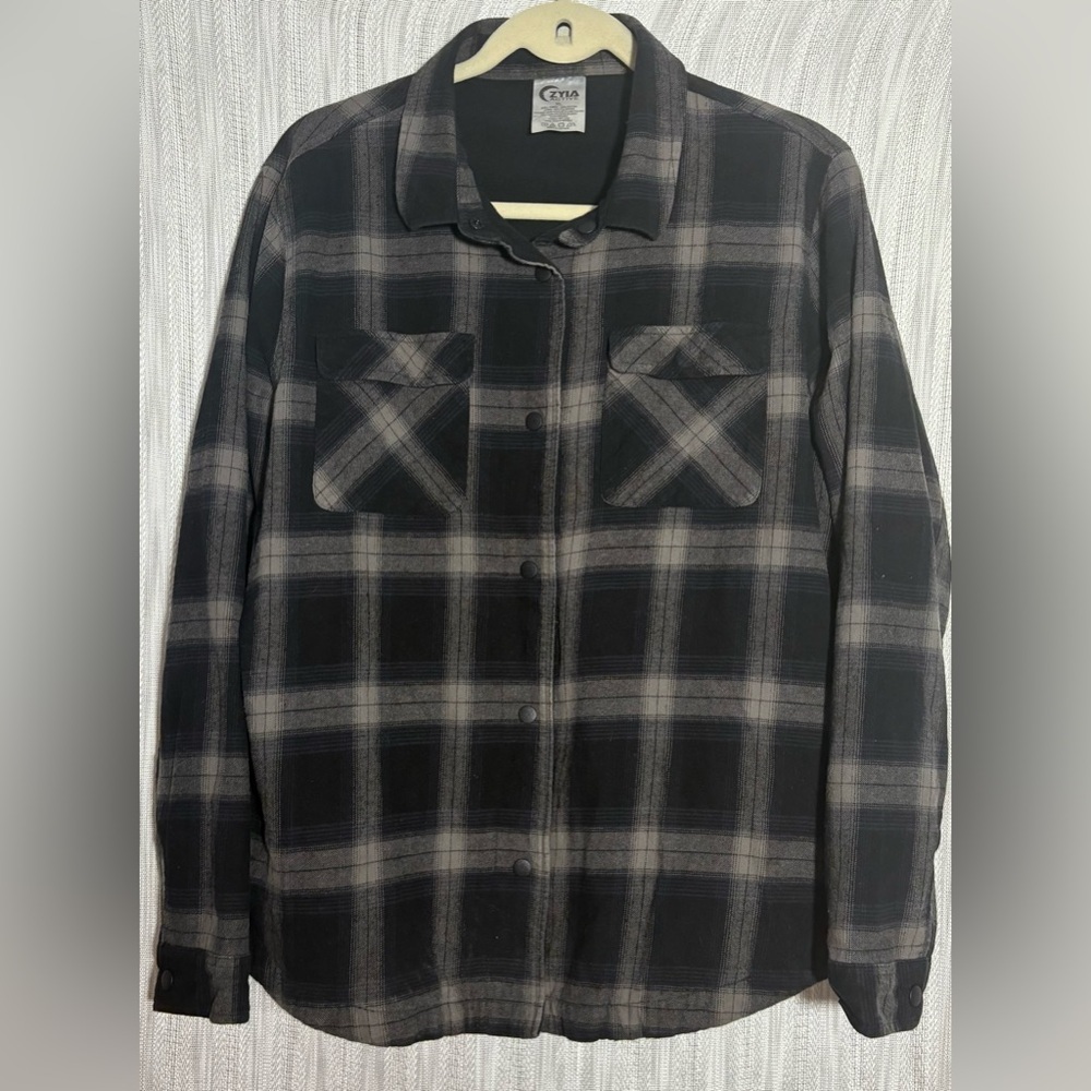 Zyia Black & Gray Plaid Button-Up Shirt Jacket Shacket Fleece Lined
